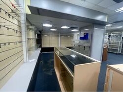 Sim Lim Tower (D8), Shop House #603693621